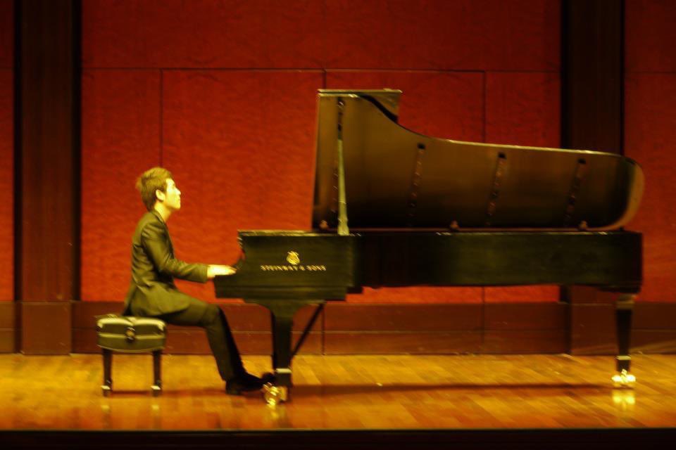 Chanjong Lee